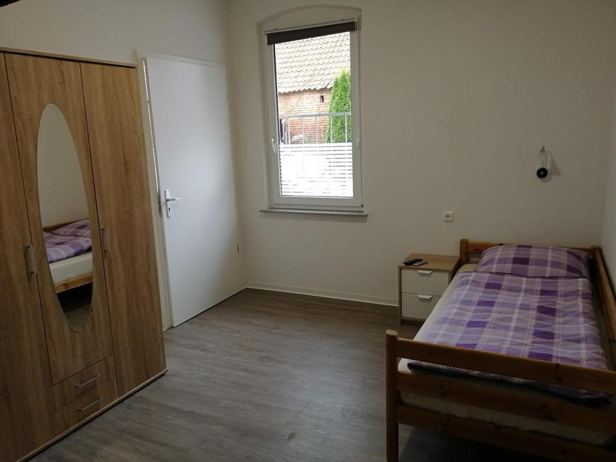 Haupthaus Moeblierte Zimmer Mit Eigenem Bad أويلتسن المظهر الخارجي الصورة